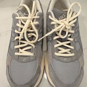 ASICS Gel 1130 lite grey and cream worn once size 8